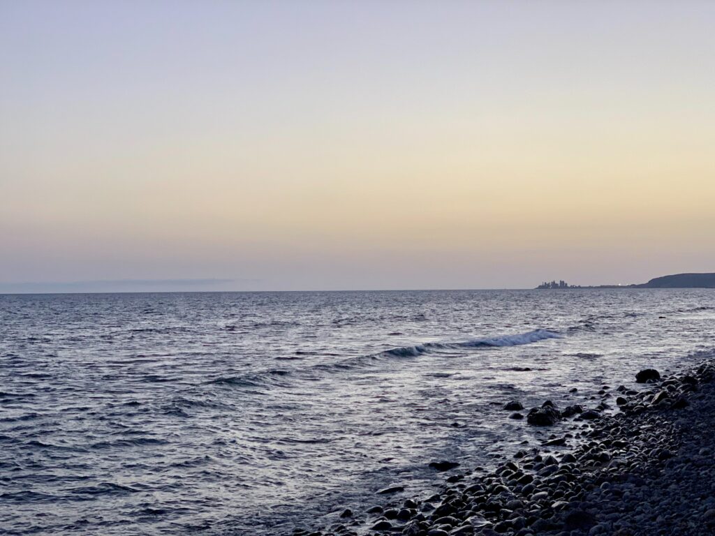 playa de piedras en el sur de Gran Canaria